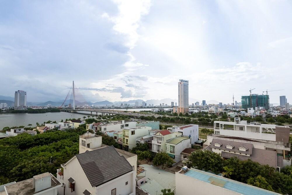 Cali Night Hotel Đà Nẵng Exterior foto